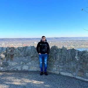 Meet your Posher, Milton iv